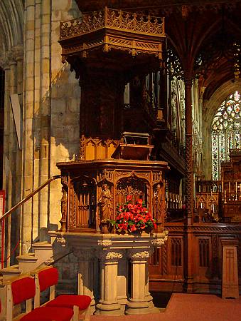 Selby Abbey - The Pulpit (2)